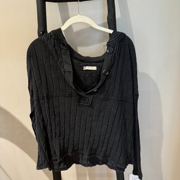 Free People Long Sleeve Black Sweater Top - Picture 1 of 4